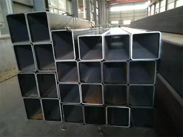 永春<font style='color:red'>无缝方矩管</font>规格表及重量